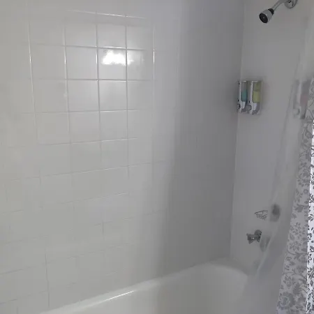 Centauri Vacation Rentals Beautiful 2-Bedroom Condo, Near All Orlando Attractions, Free Parking & Wi-Fi, King Bed, #1 Exterior photo