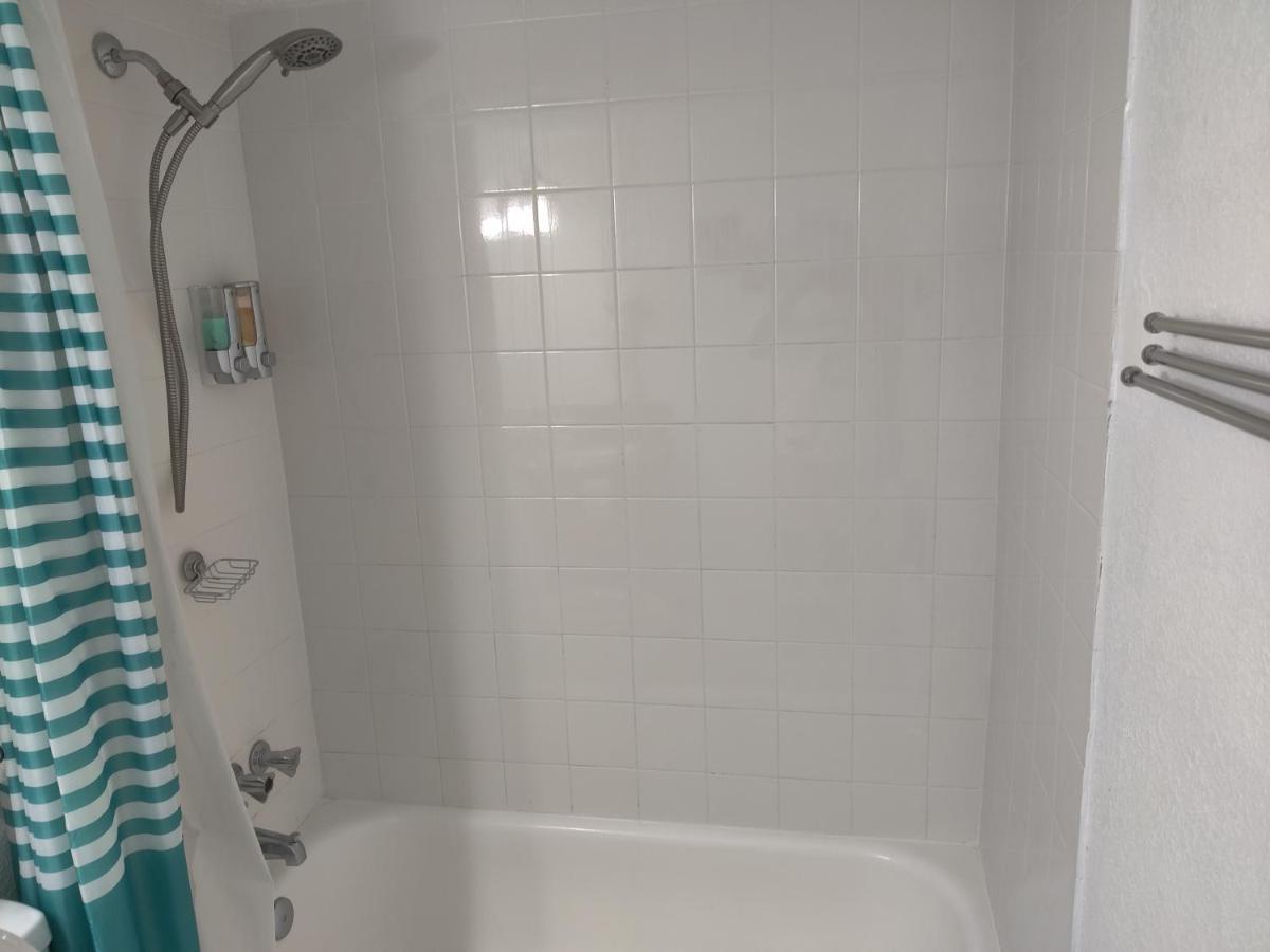 Apartment Centauri Vacation Rentals: 2-bedroom With Free Parking